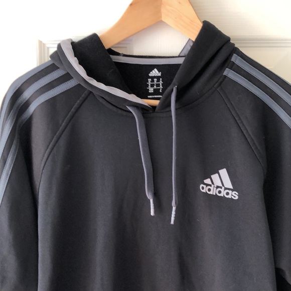adidas Other - Adidas sweatshirt